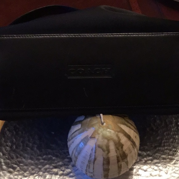 Coach Handbag - Picture 3 of 7
